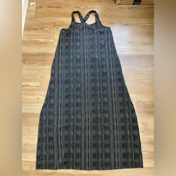 ATHLETA Arrival Maxi Dress Amara Stripe Black White Sz L - Picture 4 of 10